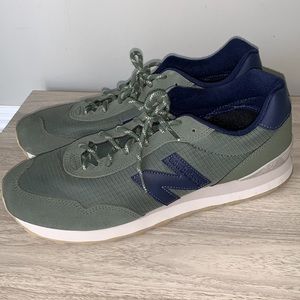 Mens New Balance Sneakers Size 13